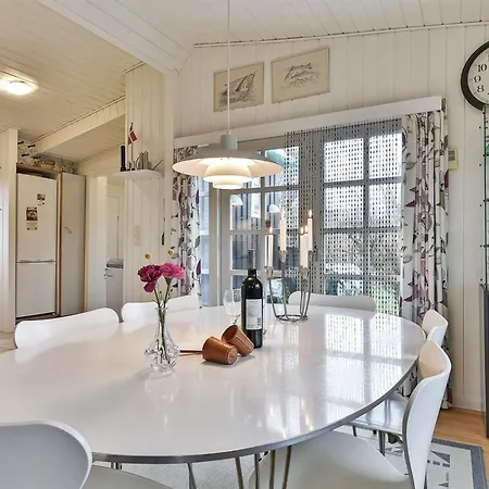 Viljami - 20m From The Sea By Interhome