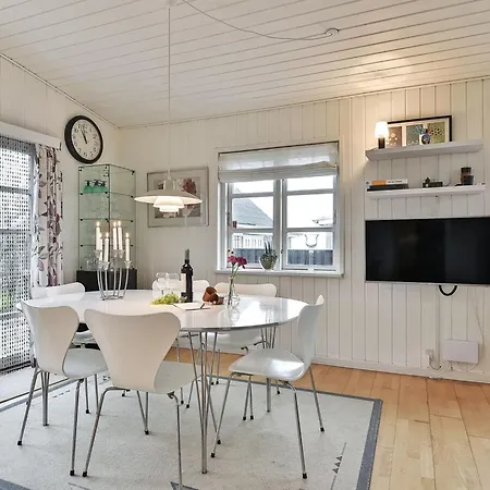 Viljami - 20m From The Sea By Interhome Feriehus